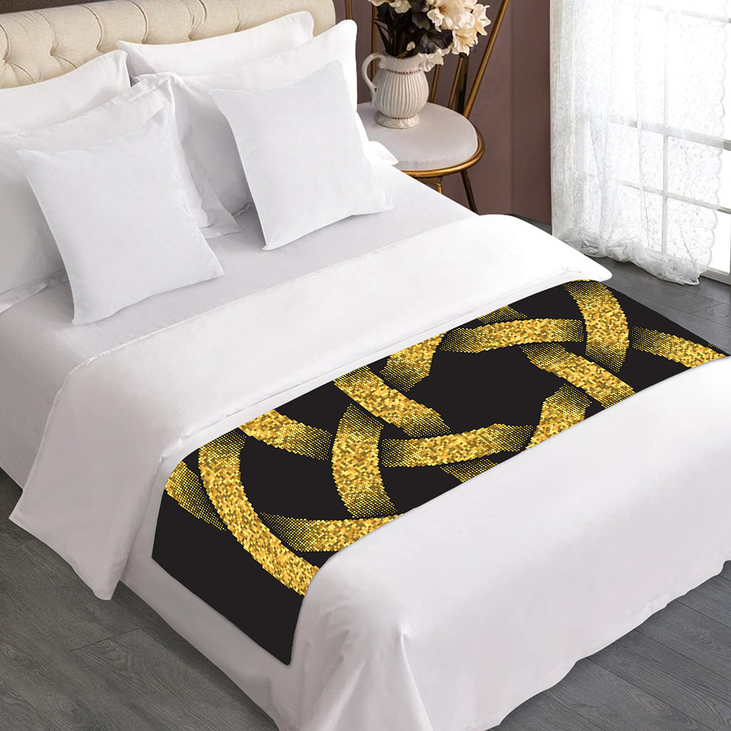 Gold Circle Celtic Knot Symbol Print Bed Runner