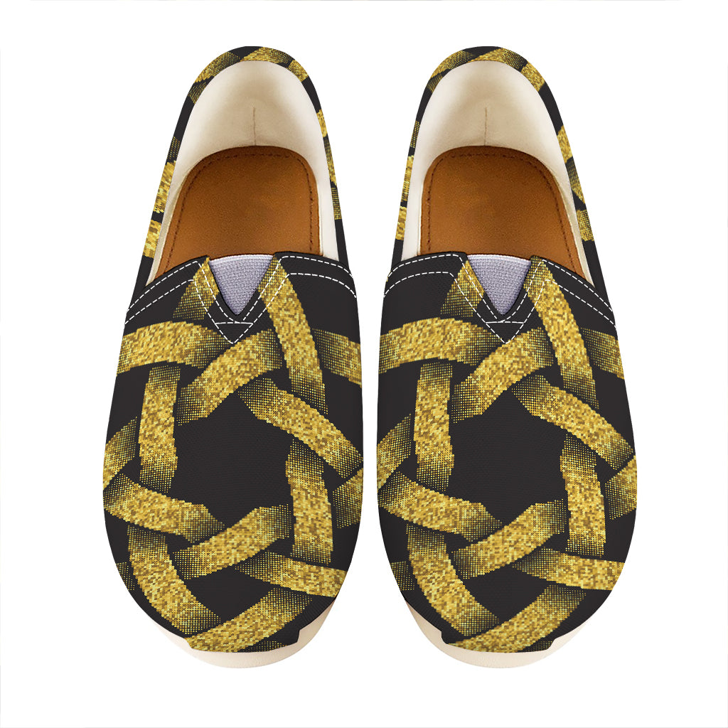 Gold Circle Celtic Knot Symbol Print Casual Shoes
