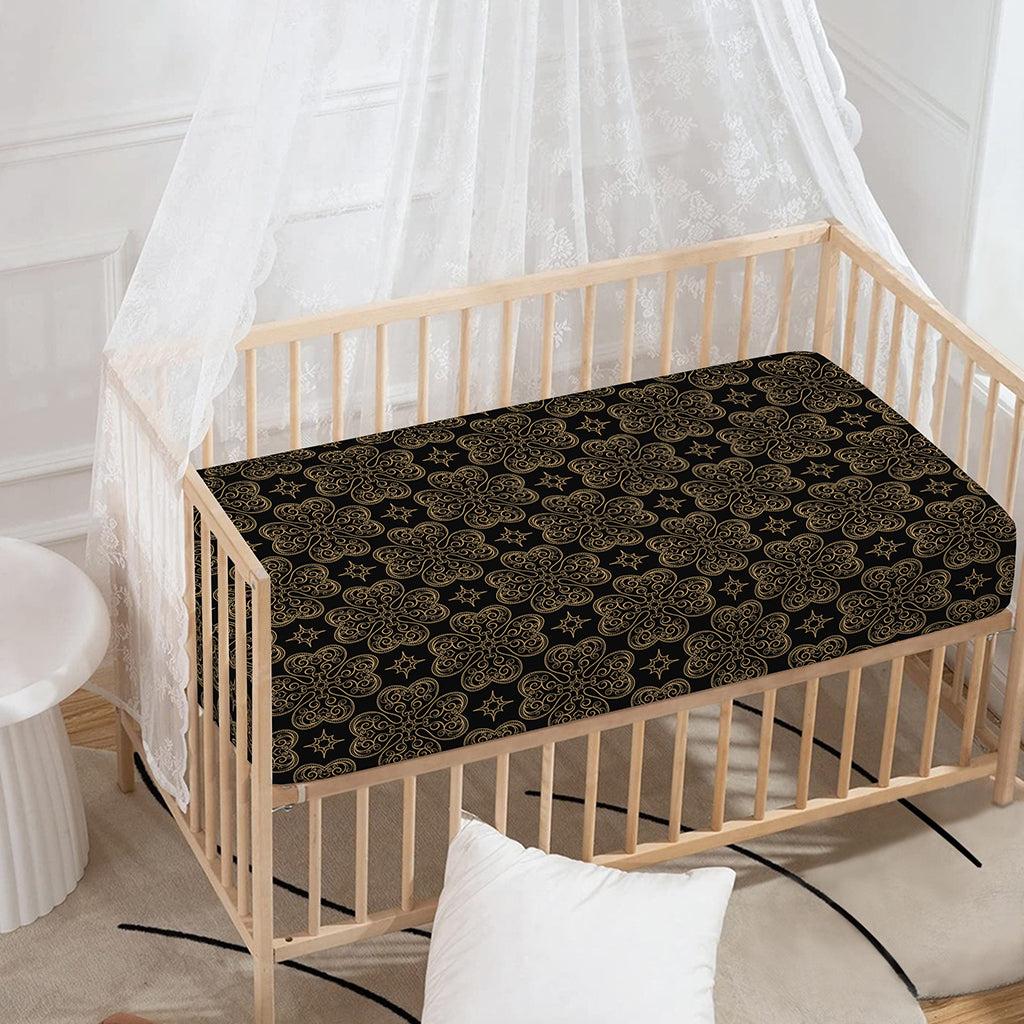 Gold Clover St. Patrick's Day Print Baby Crib Sheet