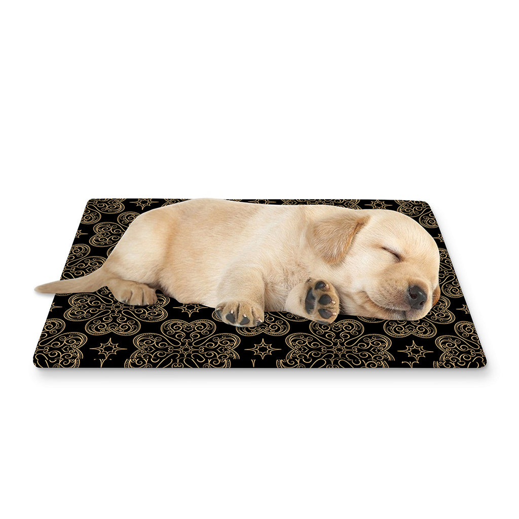 Gold Clover St. Patrick's Day Print Pet Cooling Mat Cover