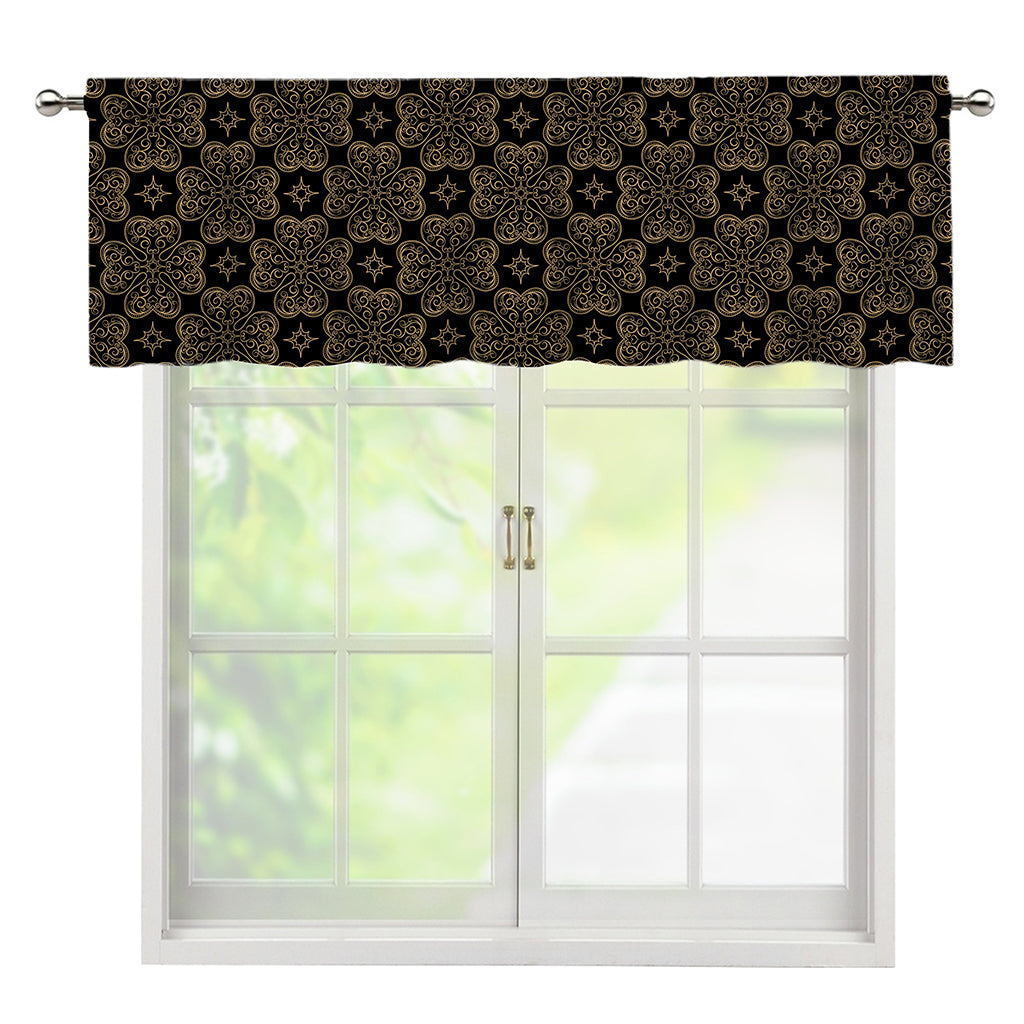 Gold Clover St. Patrick's Day Print Window Valance