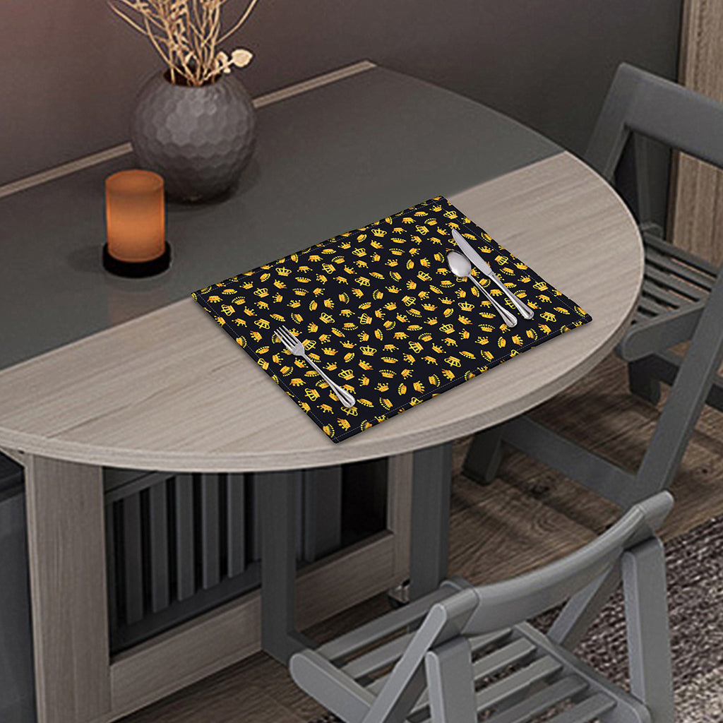 Gold Crown Pattern Print Placemat