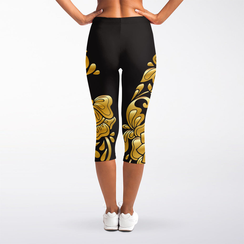Gold Easter Egg Print Women's Capri Leggings
