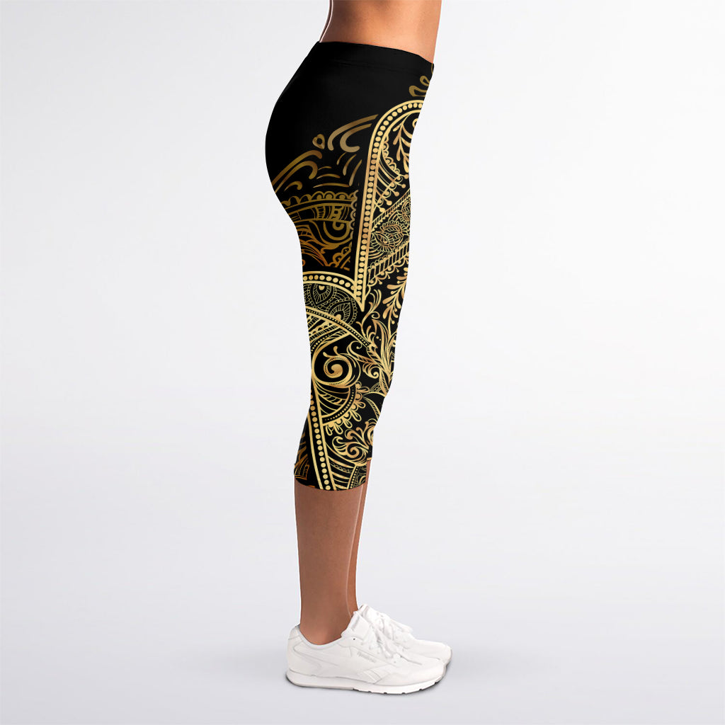Gold Hamsa Hand Print Women's Capri Leggings