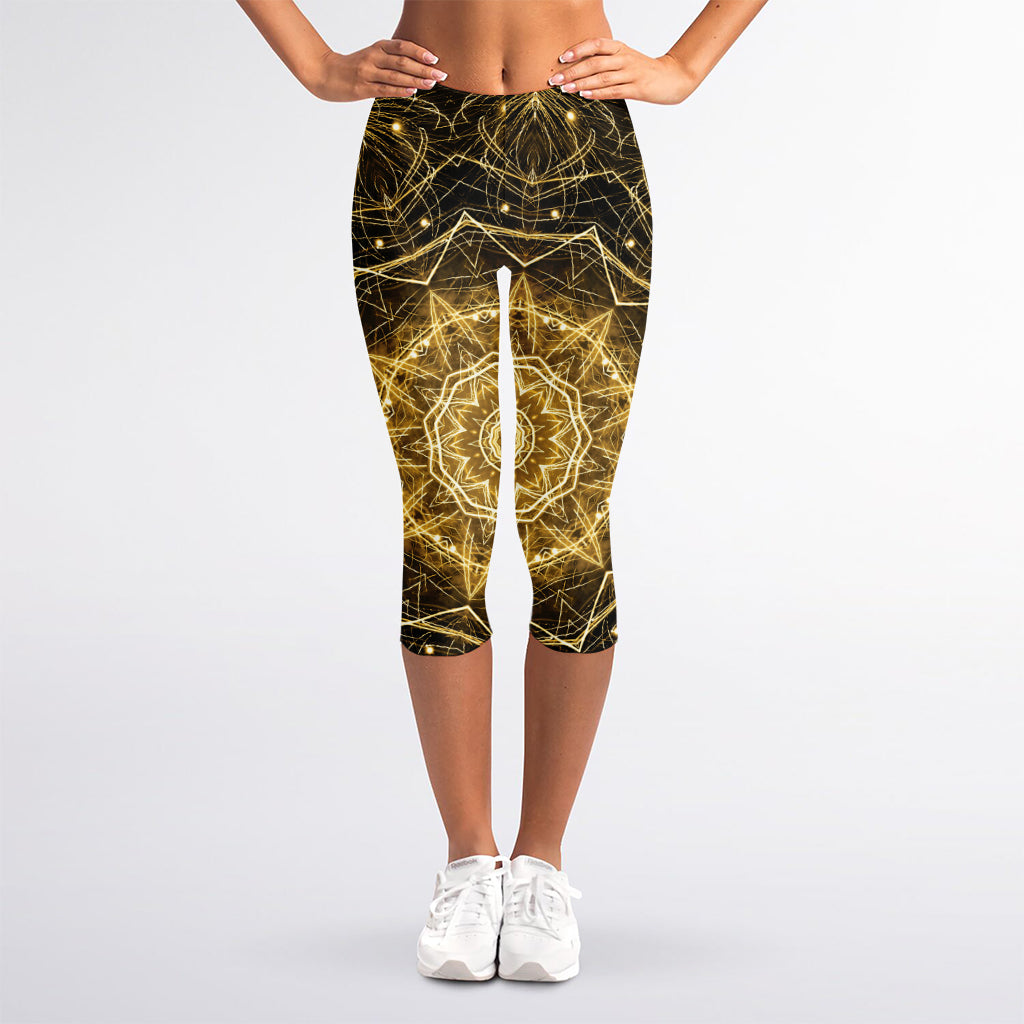 Gold Kaleidoscope Print Women's Capri Leggings