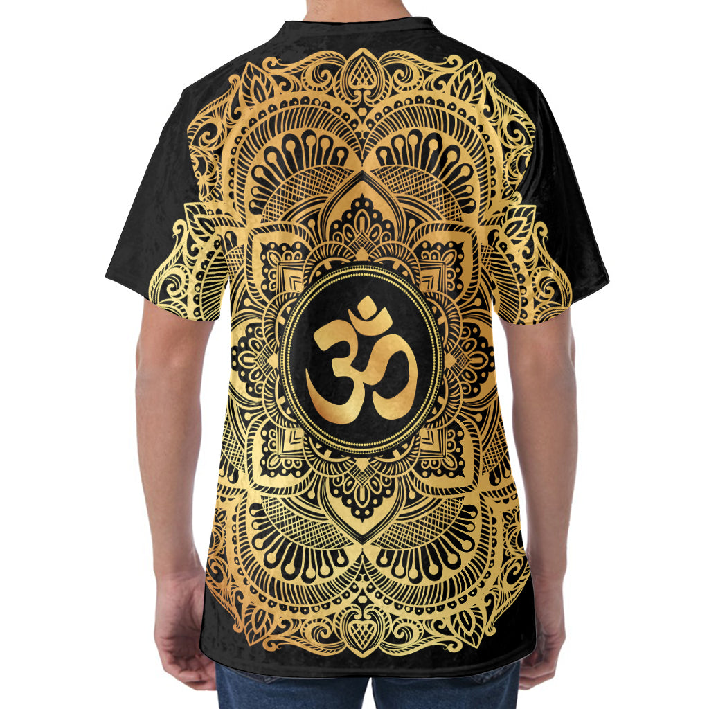 Gold Om Mandala Print Men's Velvet T-Shirt