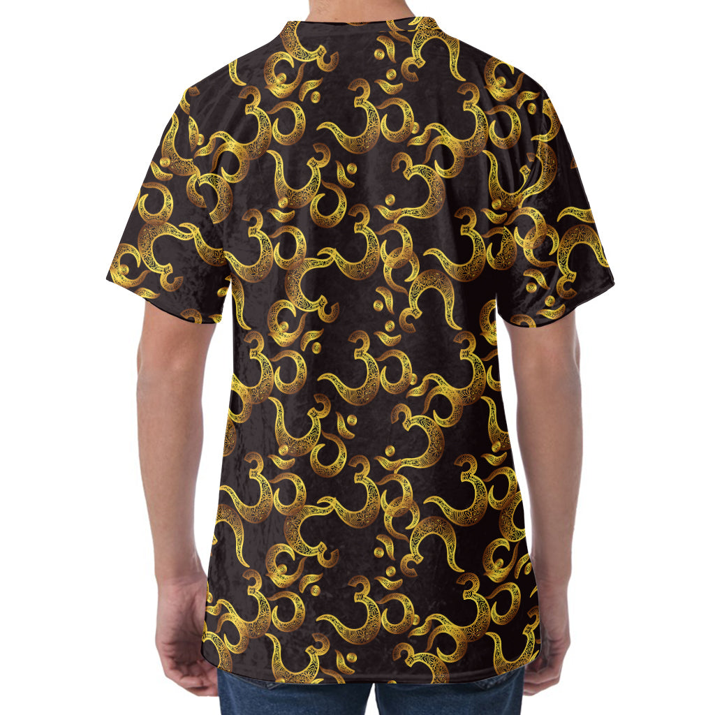 Gold Om Symbol Pattern Print Men's Velvet T-Shirt