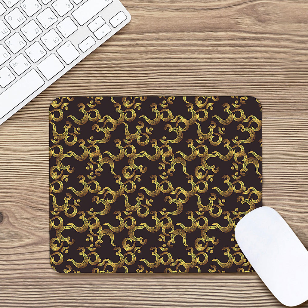 Gold Om Symbol Pattern Print Mouse Pad