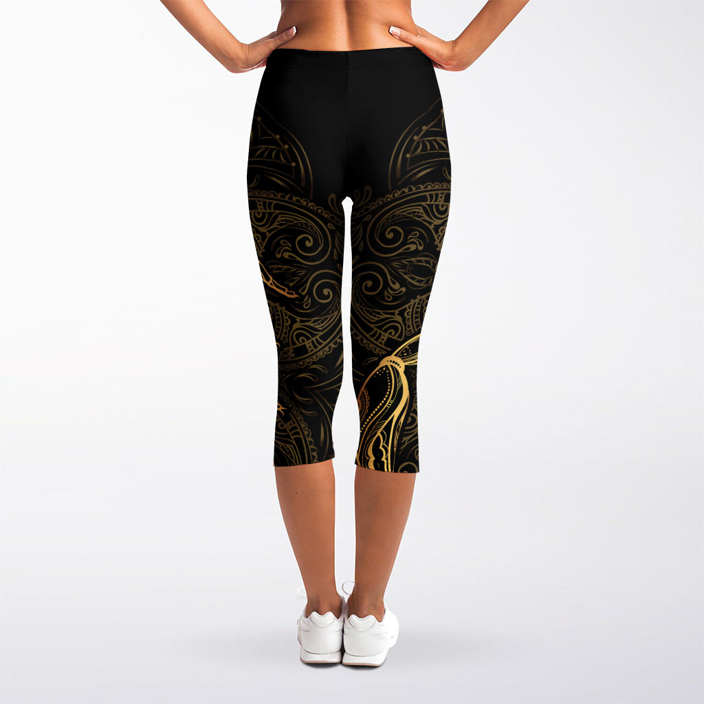 Gold Scorpio Print Women's Capri Leggings