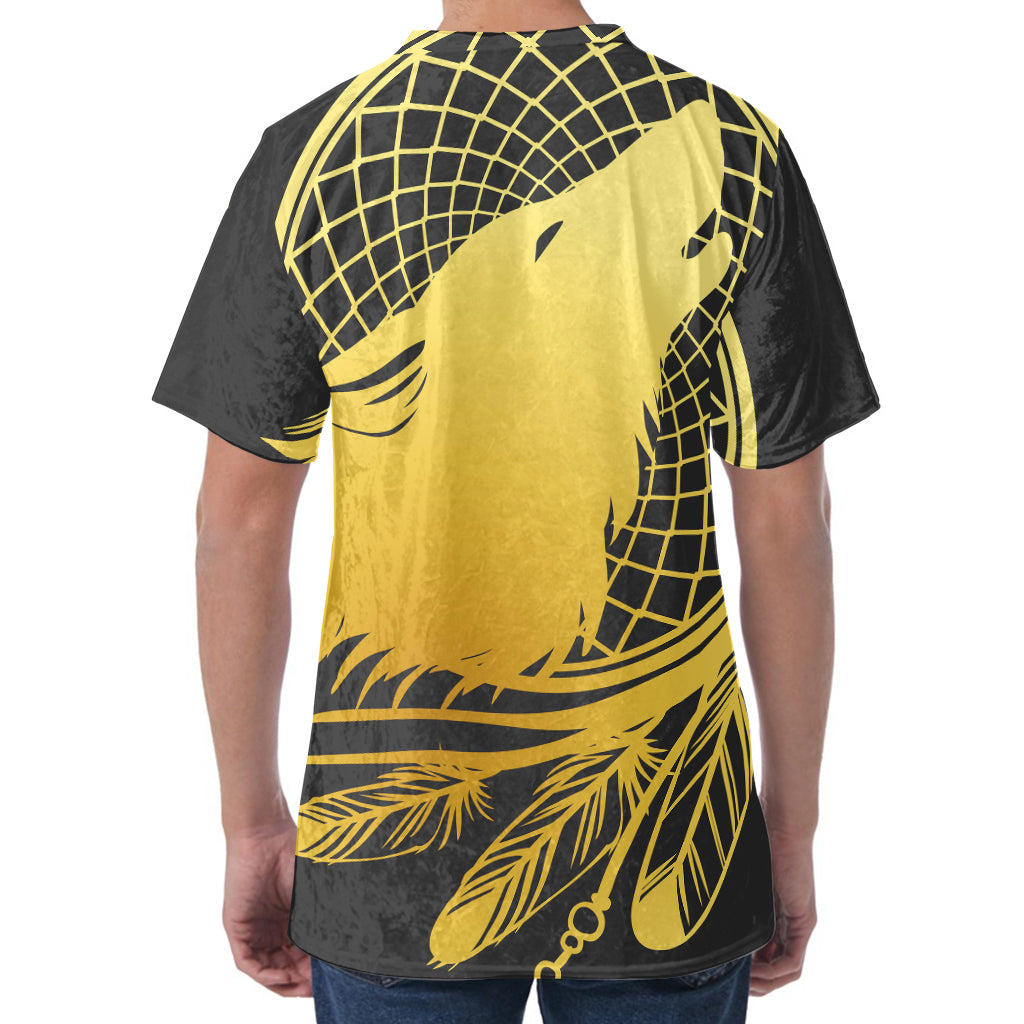 Golden Bohemian Howling Wolf Print Men's Velvet T-Shirt