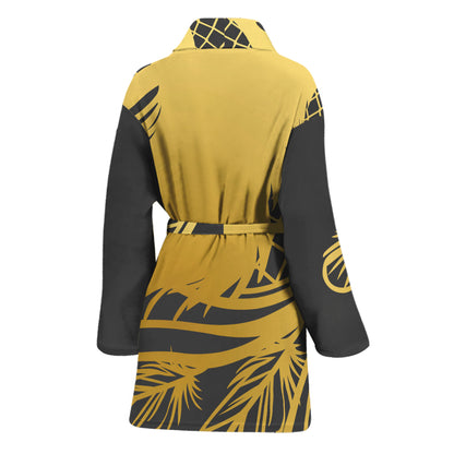 Golden Bohemian Howling Wolf Print Women's Bathrobe