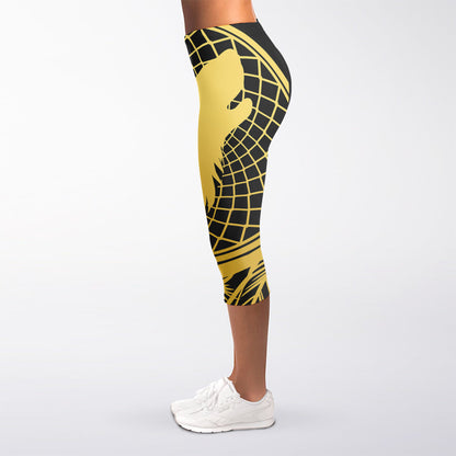 Golden Bohemian Howling Wolf Print Women's Capri Leggings