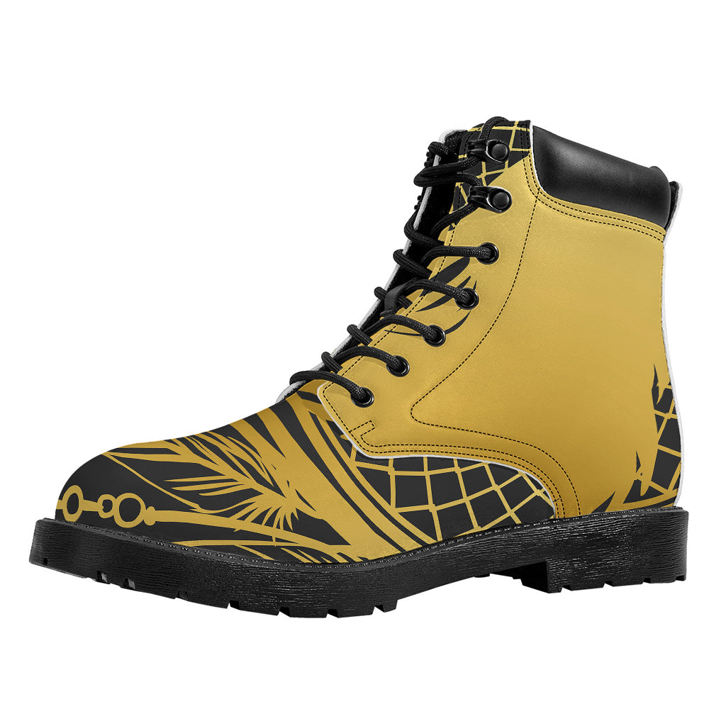 Golden Bohemian Howling Wolf Print Work Boots
