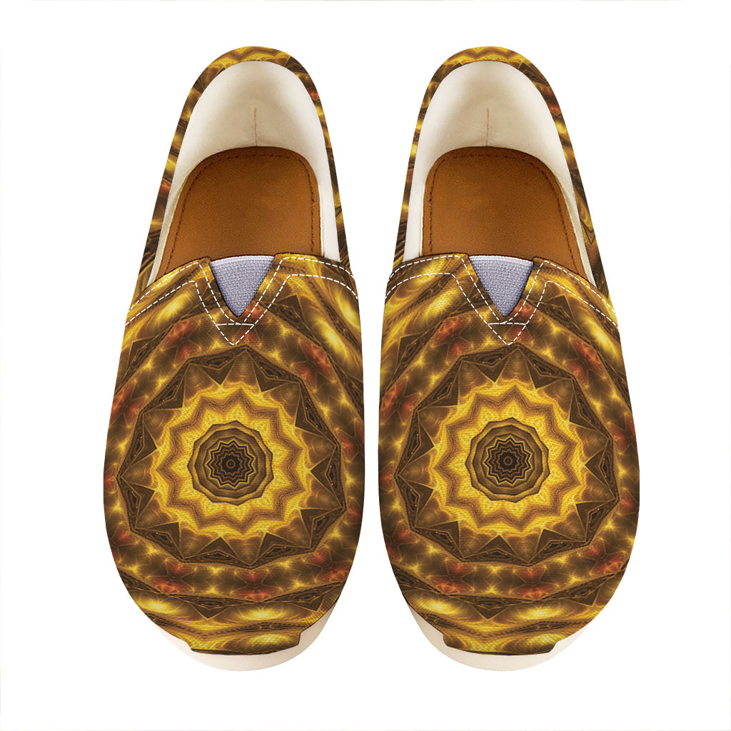 Golden Kaleidoscope Print Casual Shoes