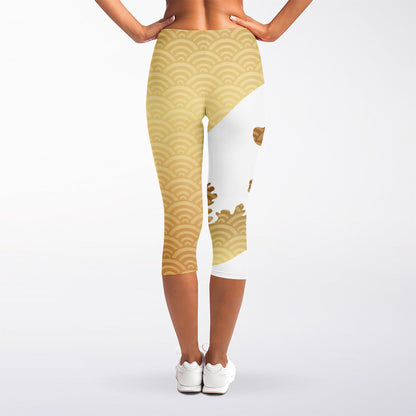 Golden Kanagawa Wave Print Women's Capri Leggings