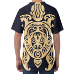 Golden Tribal Sea Turtle Print Men's Velvet T-Shirt