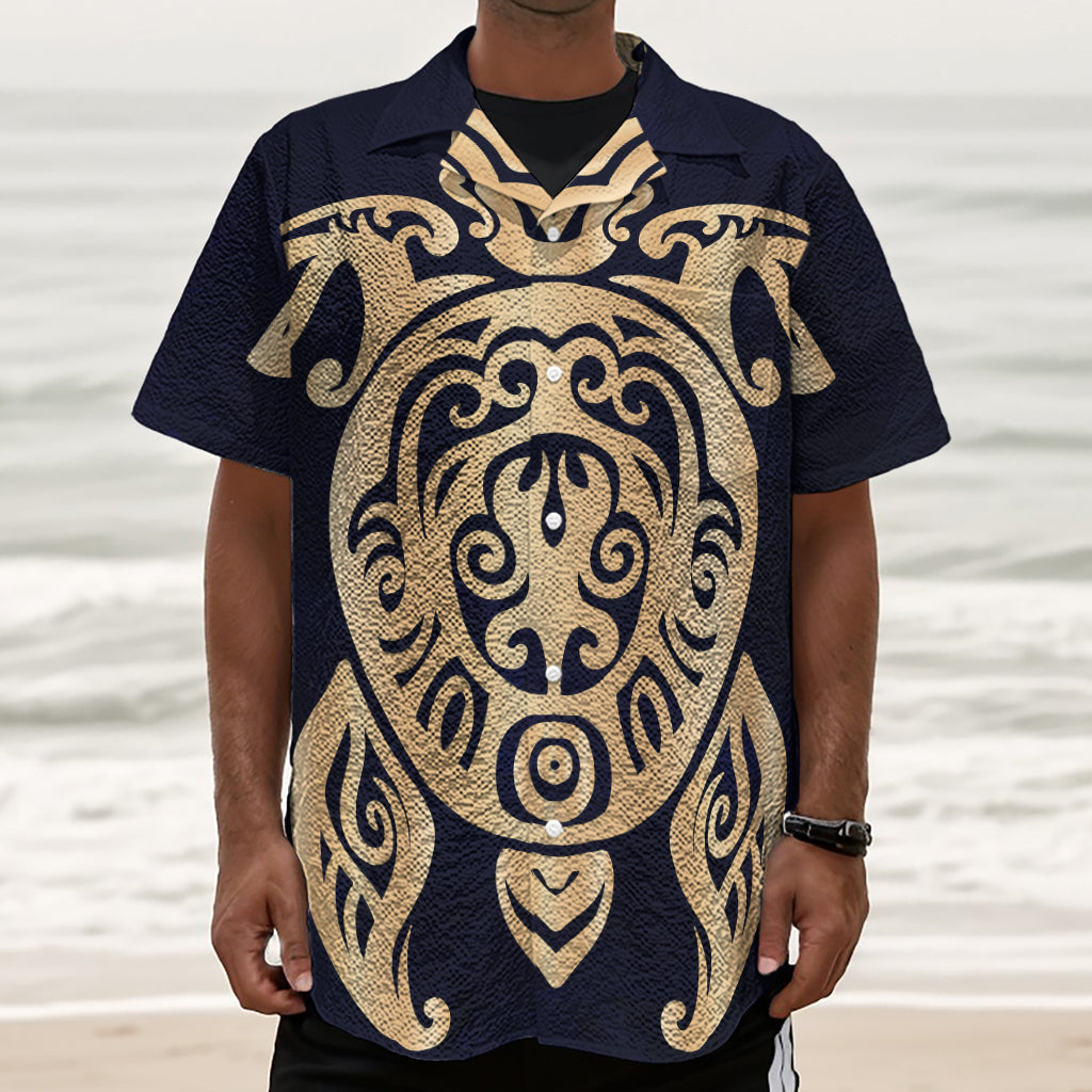 Golden Tribal Sea Turtle Print Textured Short Sleeve Shirt