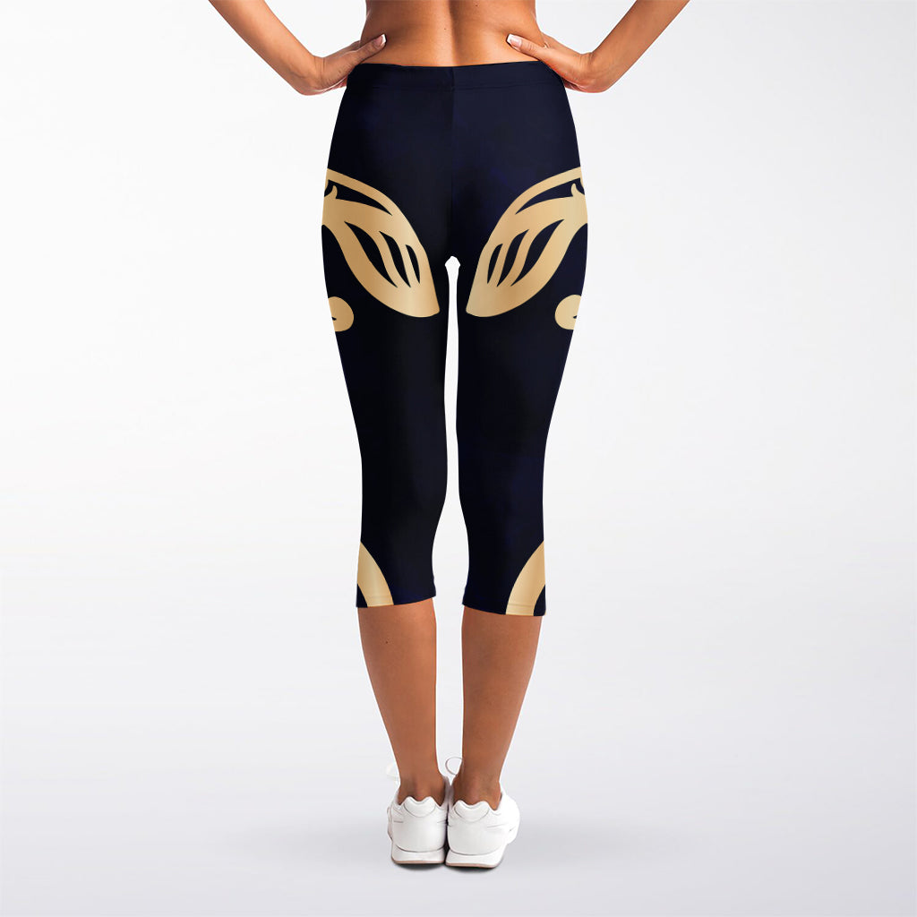 Golden Tribal Sea Turtle Print Women's Capri Leggings