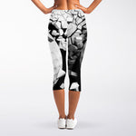 Golf Ball Breaking Wall Print Women's Capri Leggings