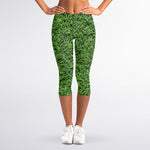 Golf Course Grass Print Women's Capri Leggings