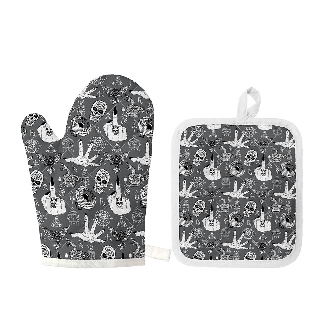 Gothic Wicca Curse Print Oven Mitt And Pot Holder Set