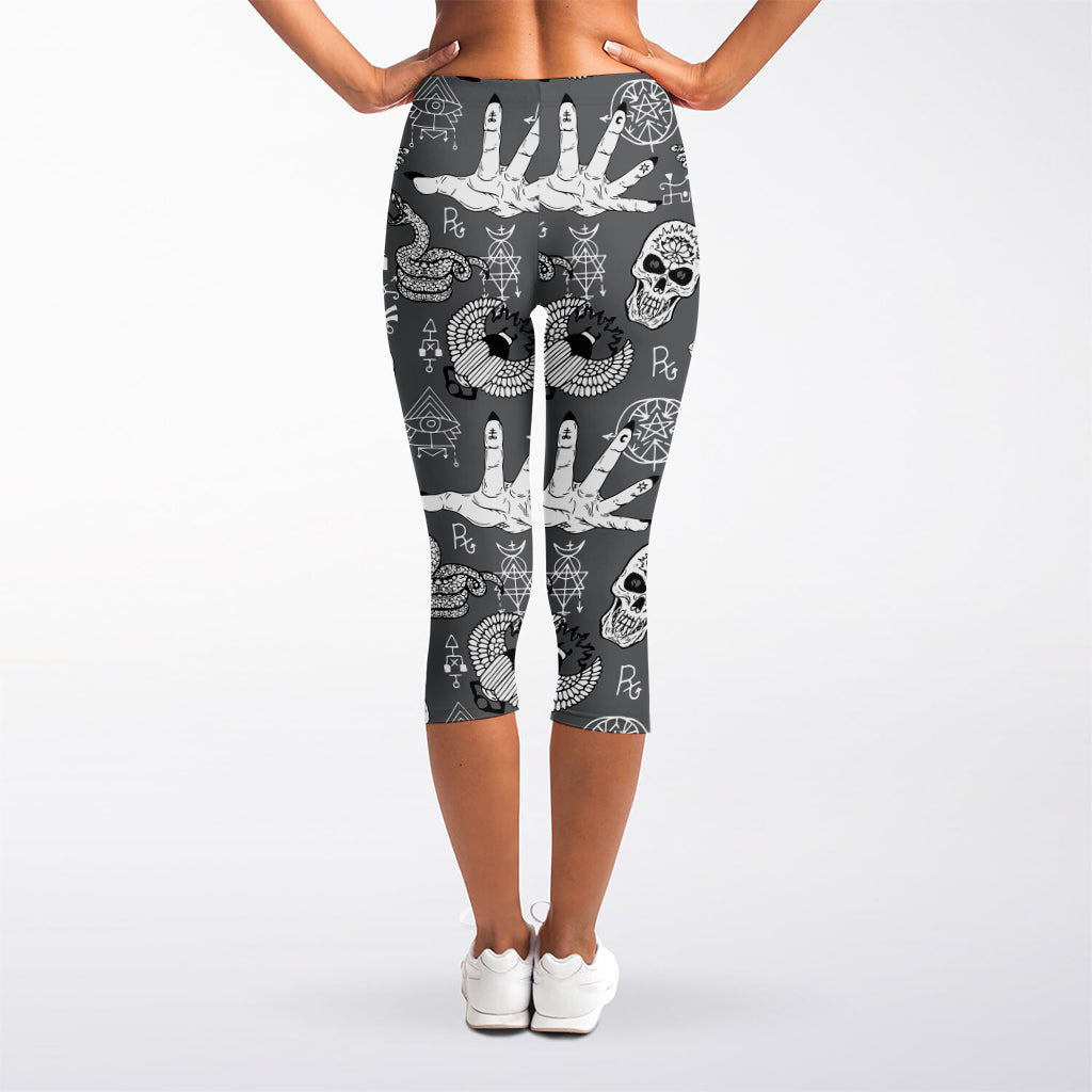 Gothic Wicca Curse Print Women's Capri Leggings