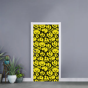 Graffiti Happy Emoji Pattern Print Door Sticker