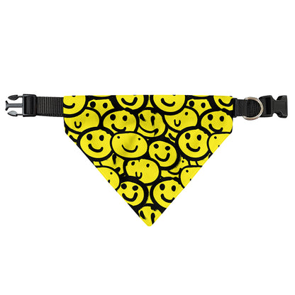 Graffiti Happy Emoji Pattern Print Over The Collar Dog Bandana