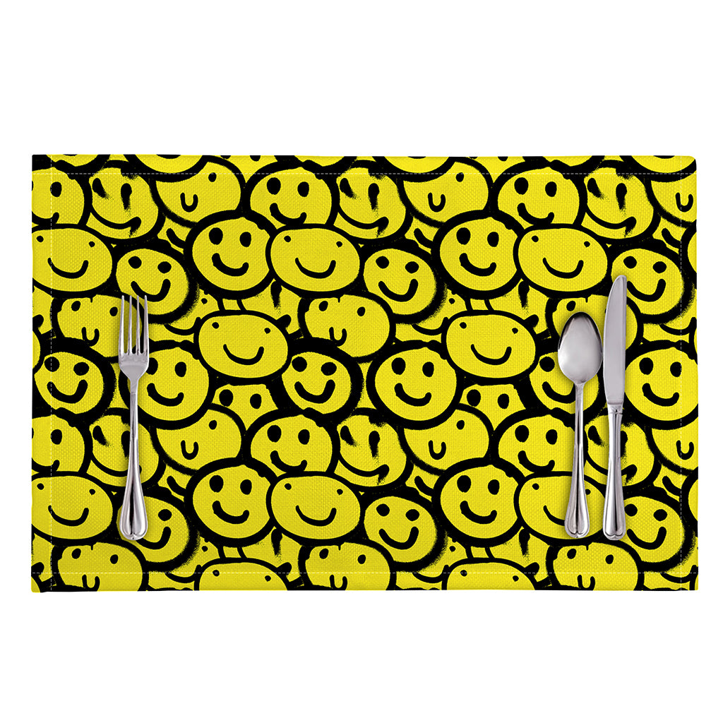 Graffiti Happy Emoji Pattern Print Placemat
