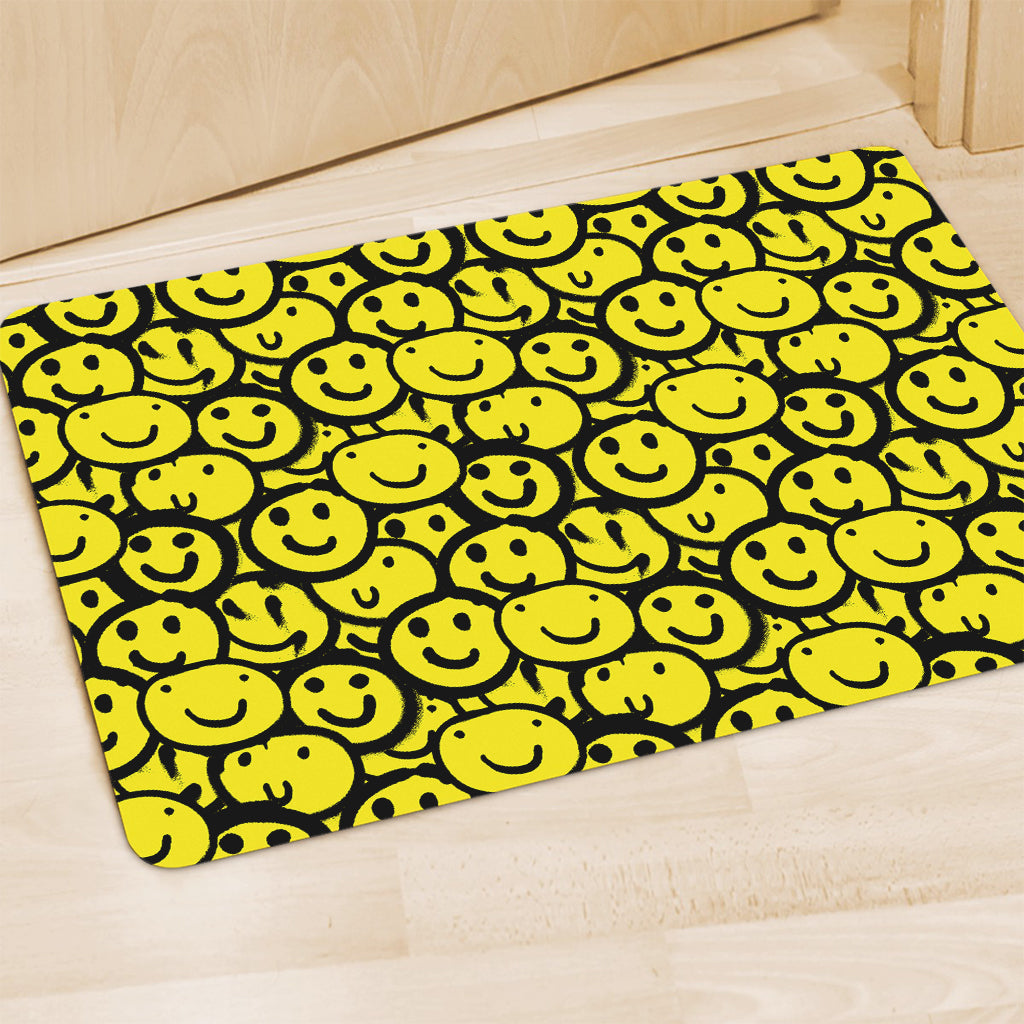 Graffiti Happy Emoji Pattern Print Polyester Doormat