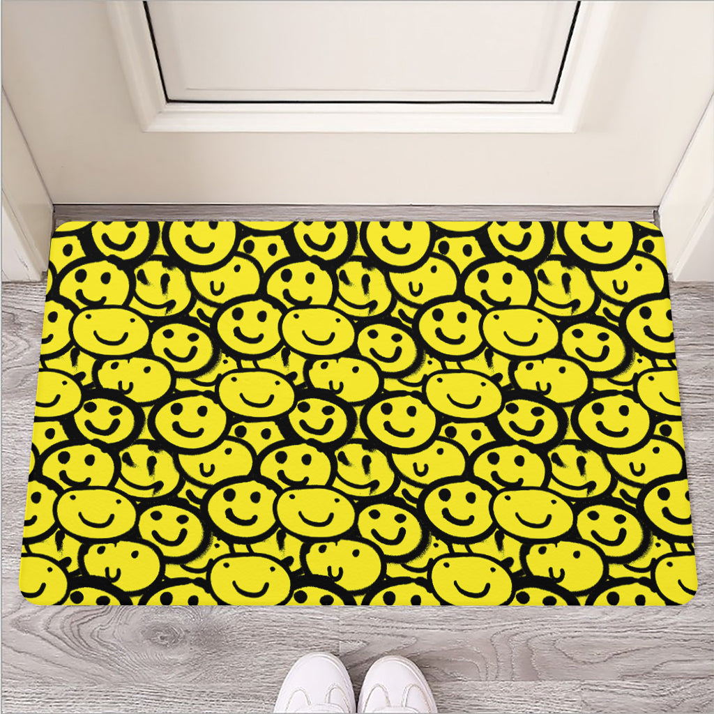 Graffiti Happy Emoji Pattern Print Rubber Doormat