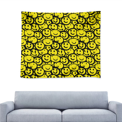 Graffiti Happy Emoji Pattern Print Tapestry