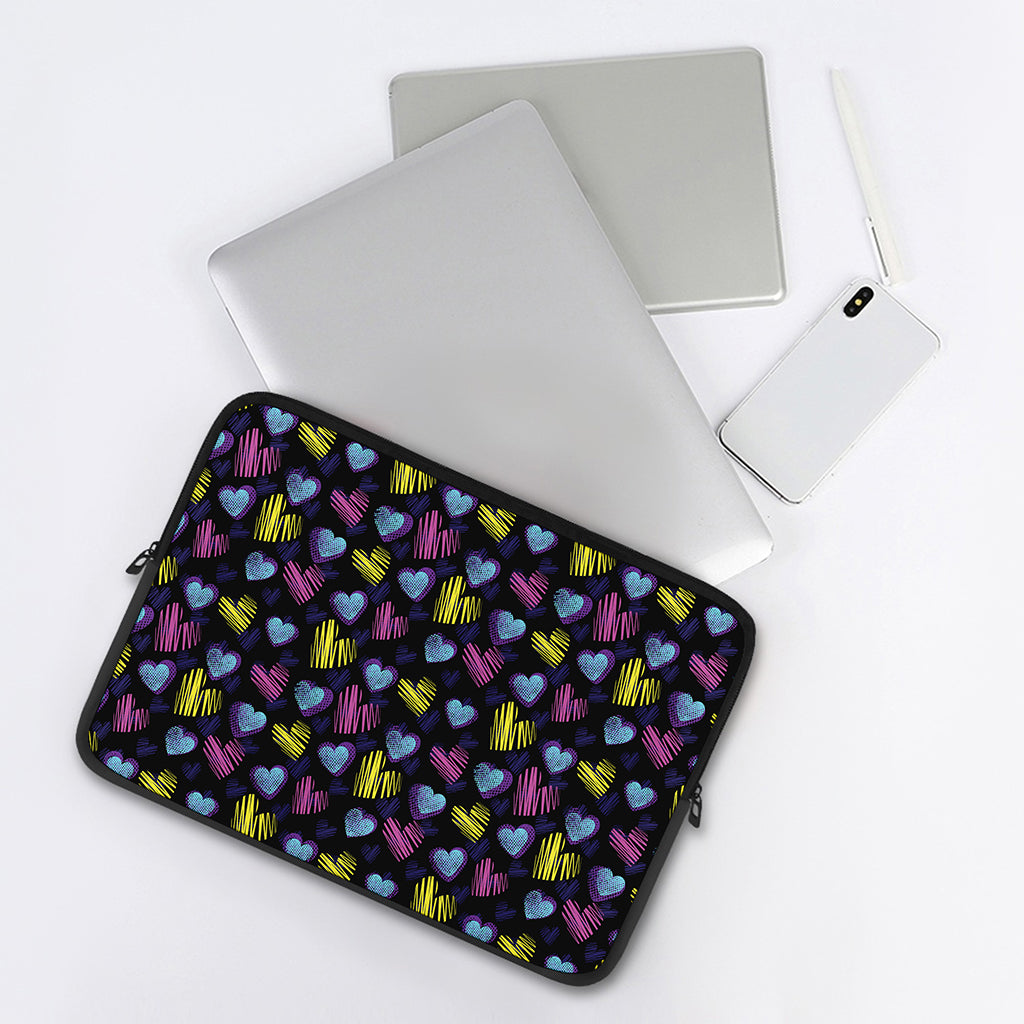 Graffiti Heart Pattern Print Laptop Sleeve