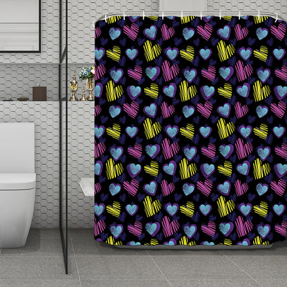 Graffiti Heart Pattern Print Polyester Shower Curtain