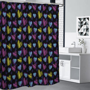 Graffiti Heart Pattern Print Shower Curtain