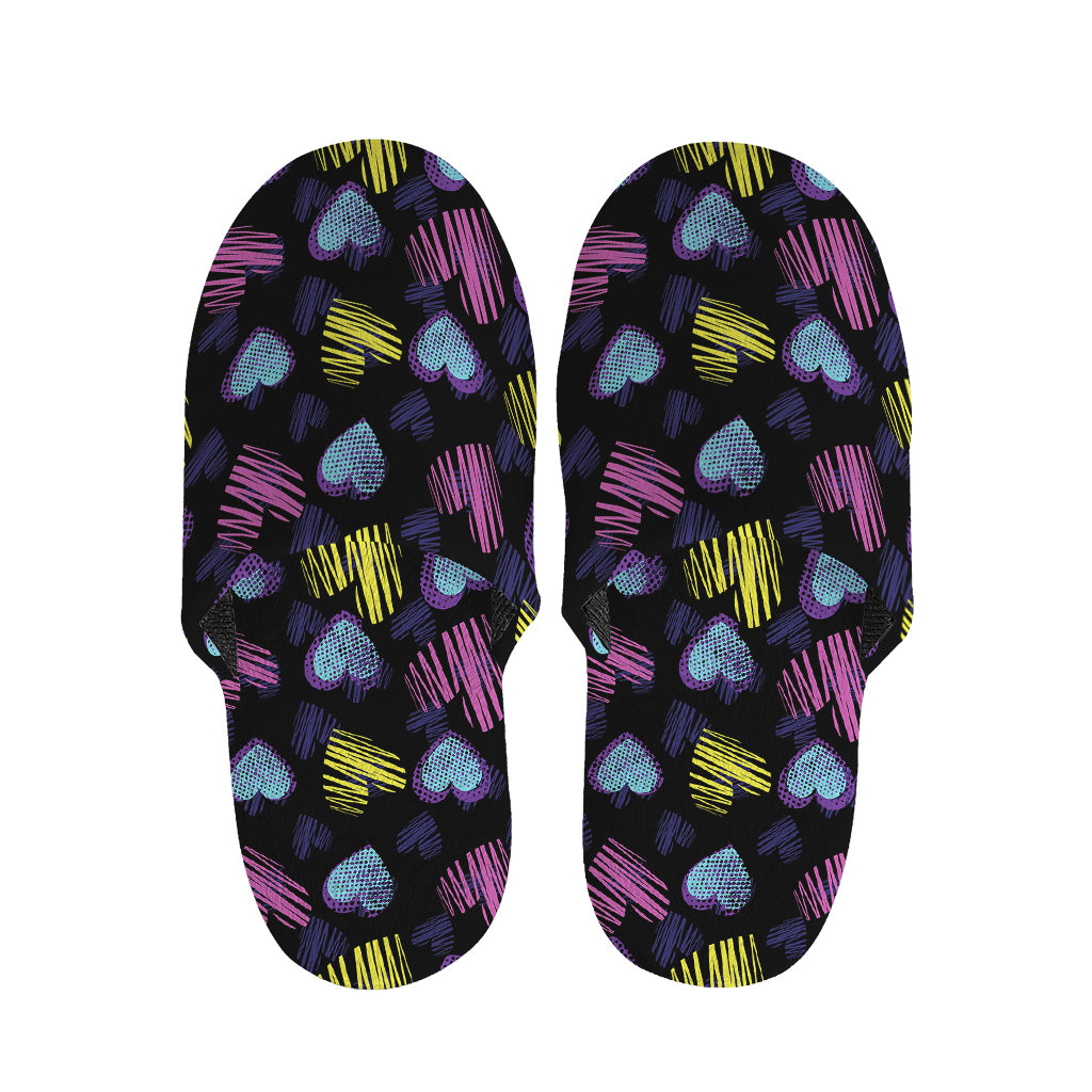 Graffiti Heart Pattern Print Slippers