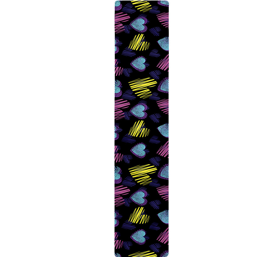 Graffiti Heart Pattern Print Table Runner