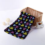 Graffiti Heart Pattern Print Towel