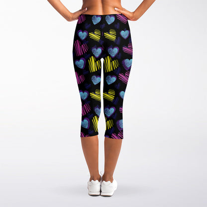 Graffiti Heart Pattern Print Women's Capri Leggings