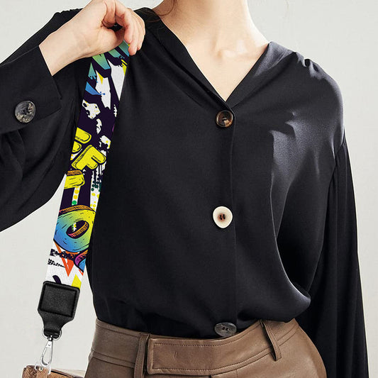 Graffiti Text Pattern Print Bag Strap