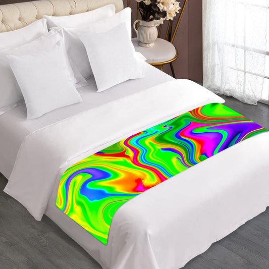 Green Abstract Liquid Trippy Print Bed Runner