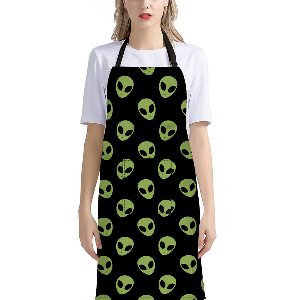 Green Alien Face Pattern Print Bib Apron With Pocket
