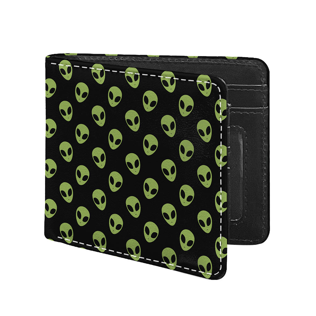 Green Alien Face Pattern Print Bifold Wallet