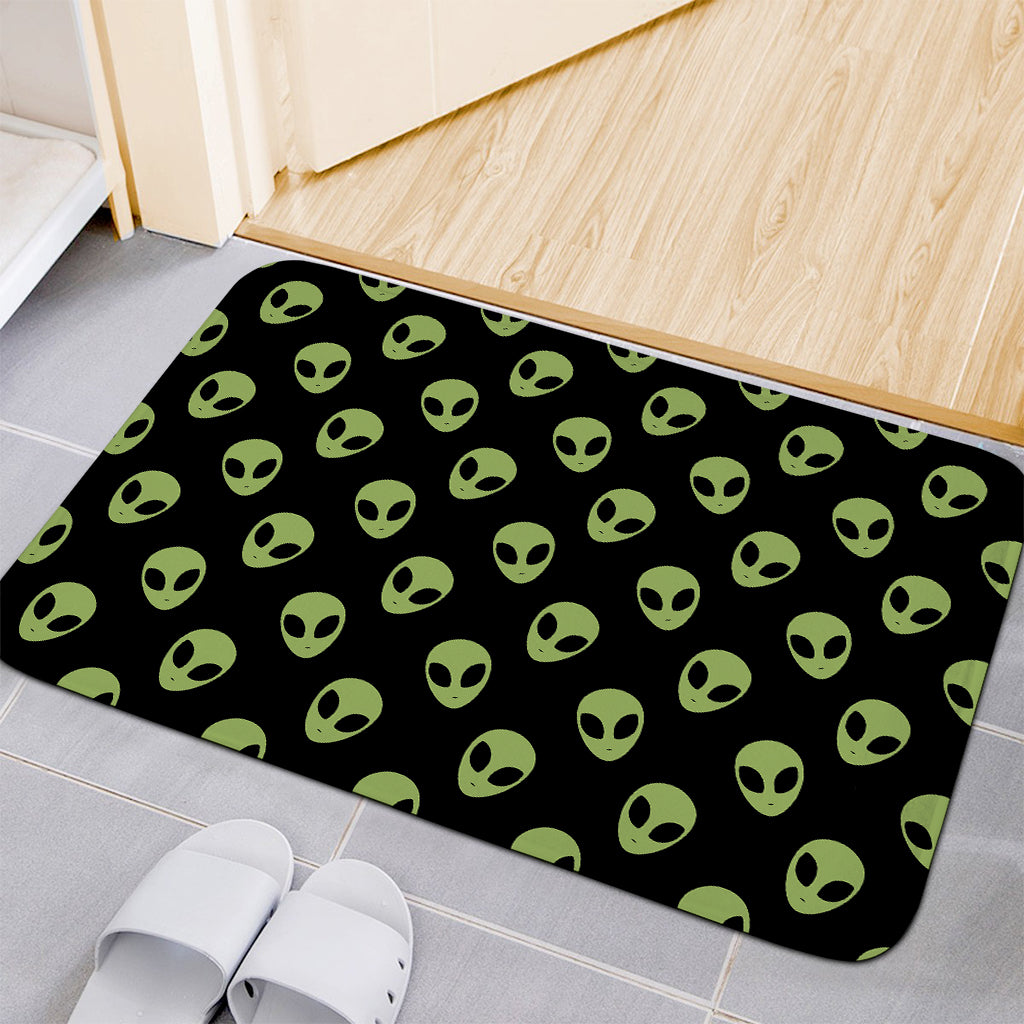 Green Alien Face Pattern Print Indoor Door Mat