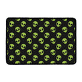 Green Alien Face Pattern Print Kitchen Mat
