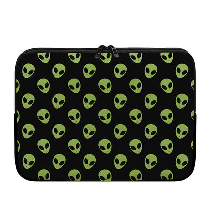Green Alien Face Pattern Print Laptop Sleeve