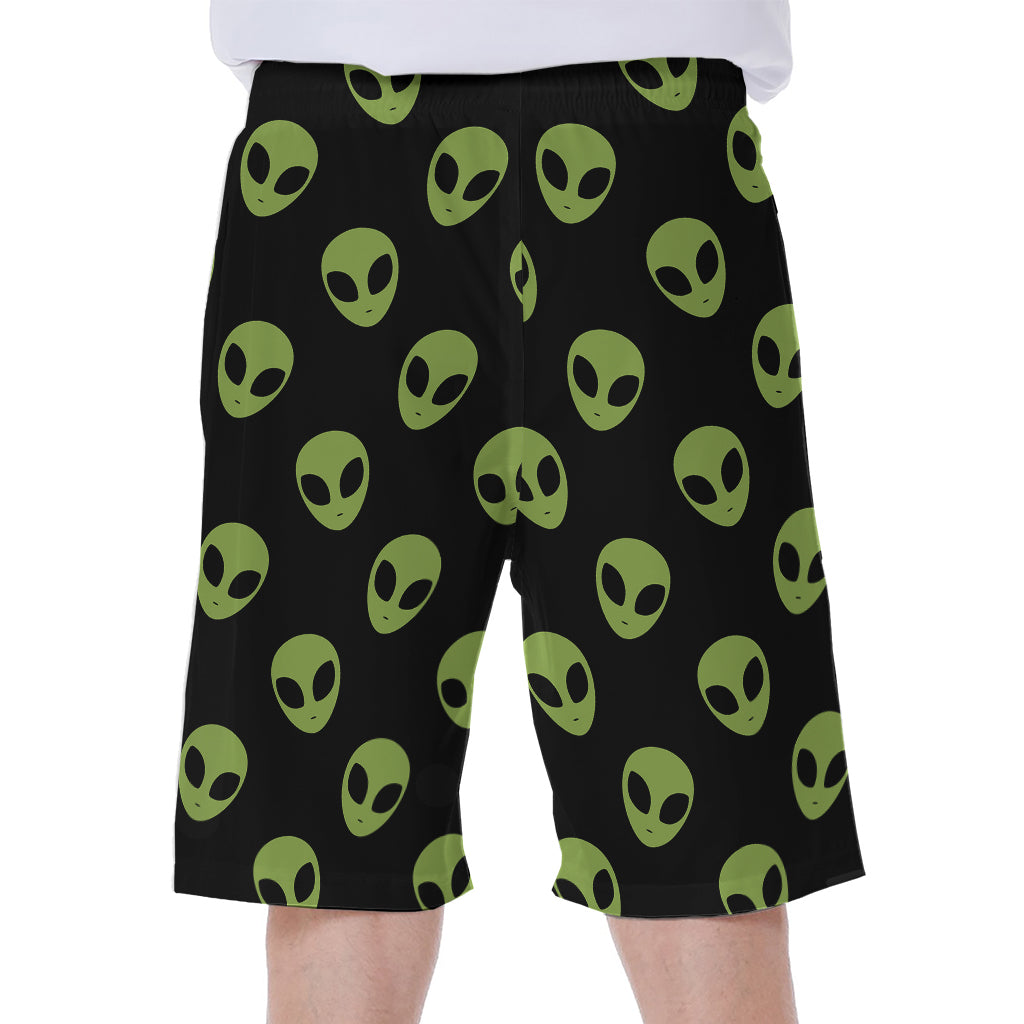 Green Alien Face Pattern Print Men's Beach Shorts