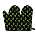 Green Alien Face Pattern Print Oven Mitts