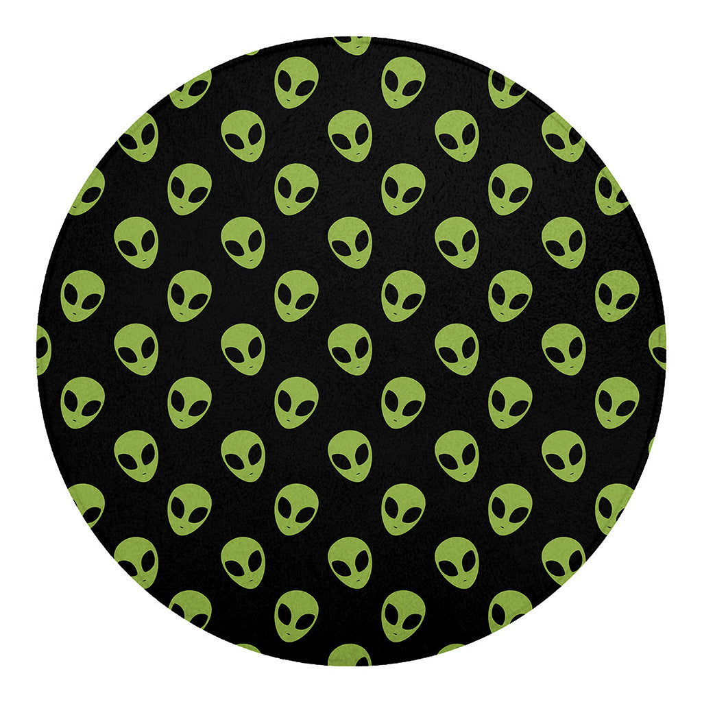 Green Alien Face Pattern Print Round Blanket