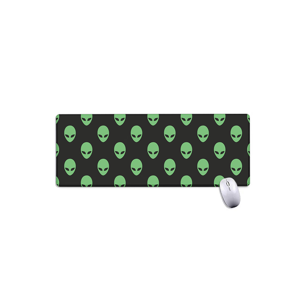 Green Alien Face Print Extended Mouse Pad